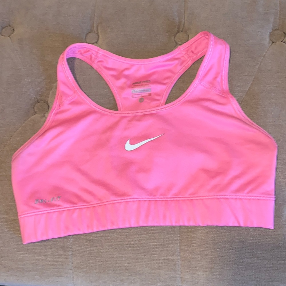 Nike sports bra- light pink